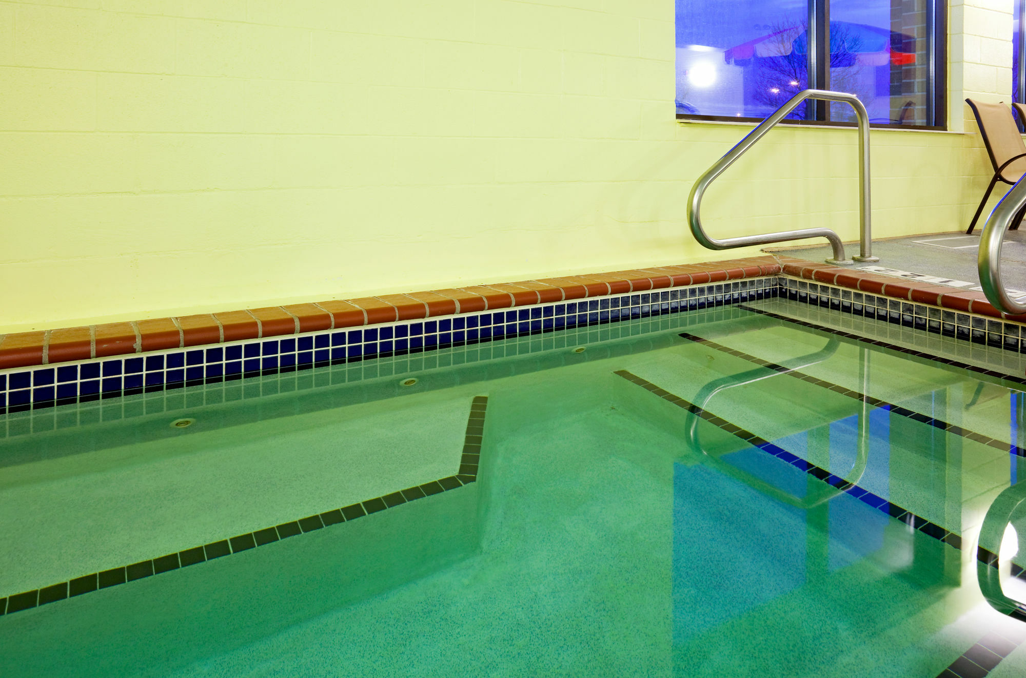 Holiday Inn Express Hotel & Suites Coon Rapids - Blaine Area By Ihg Exterior foto
